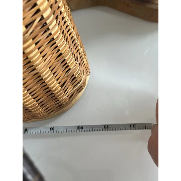 Vintage Woven Wicker Rattan Handbag Purse Bucket Bag Strap Basket Boho - Picture 9 of 9